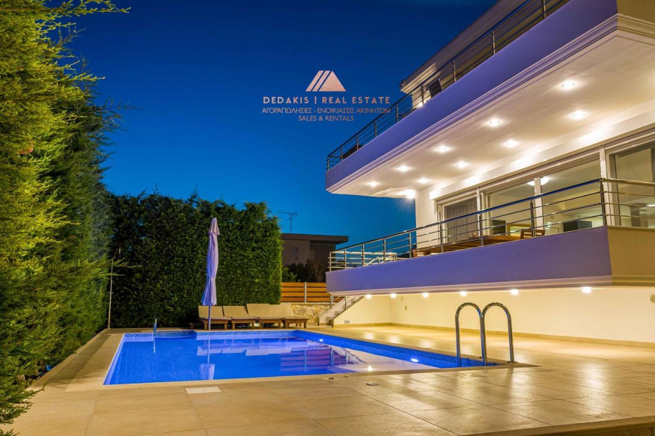 Luxury Villa Loutraki With Private Heated Pool Exterior foto