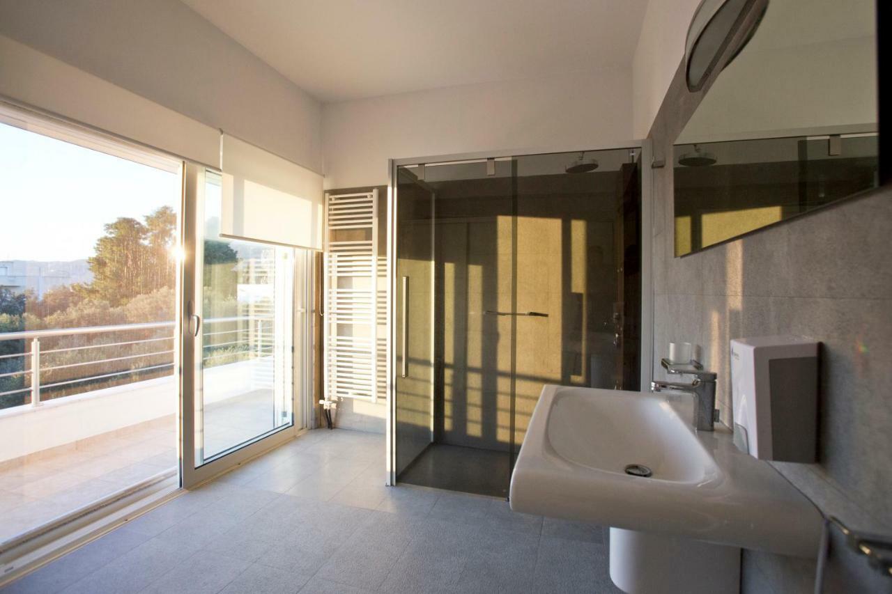 Luxury Villa Loutraki With Private Heated Pool Exterior foto